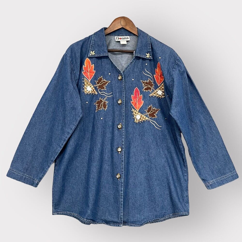 Donna Denim Button Up Shirt Top Women L Blue Studded Embroidered USA Made Cotton